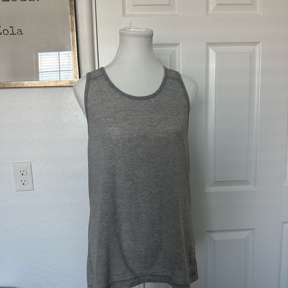 Sweaty Betty Racerback 2 Layer Tank Top - M (2 separate tops) - Picture 3 of 9
